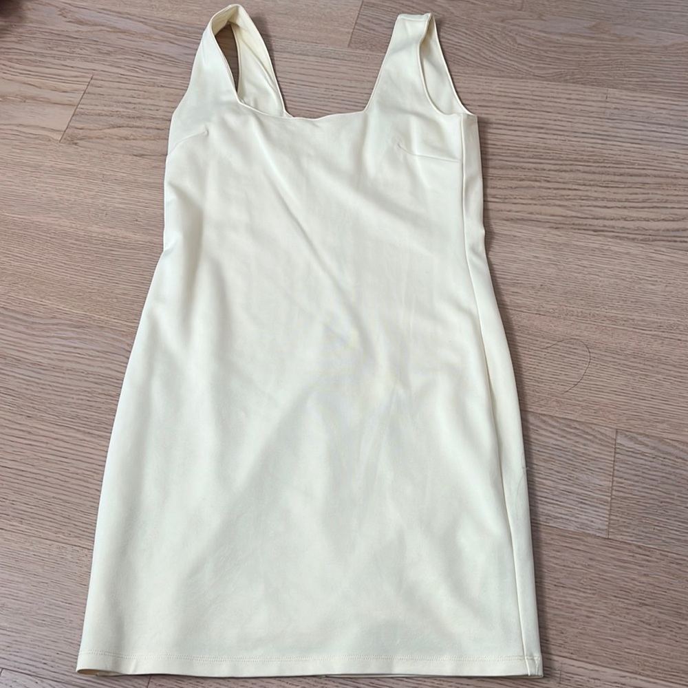 Forever 21 yellow dress in medium